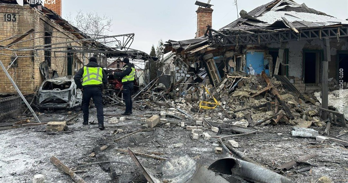 Масована атака БпЛА по Черкащині: у Черкасах зафіксовано падіння дронів, є травмовані