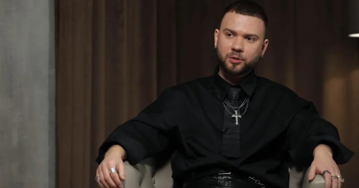 Владислав Каращук зізнався про рідкісну аномалію — артист роками соромився свого тіла