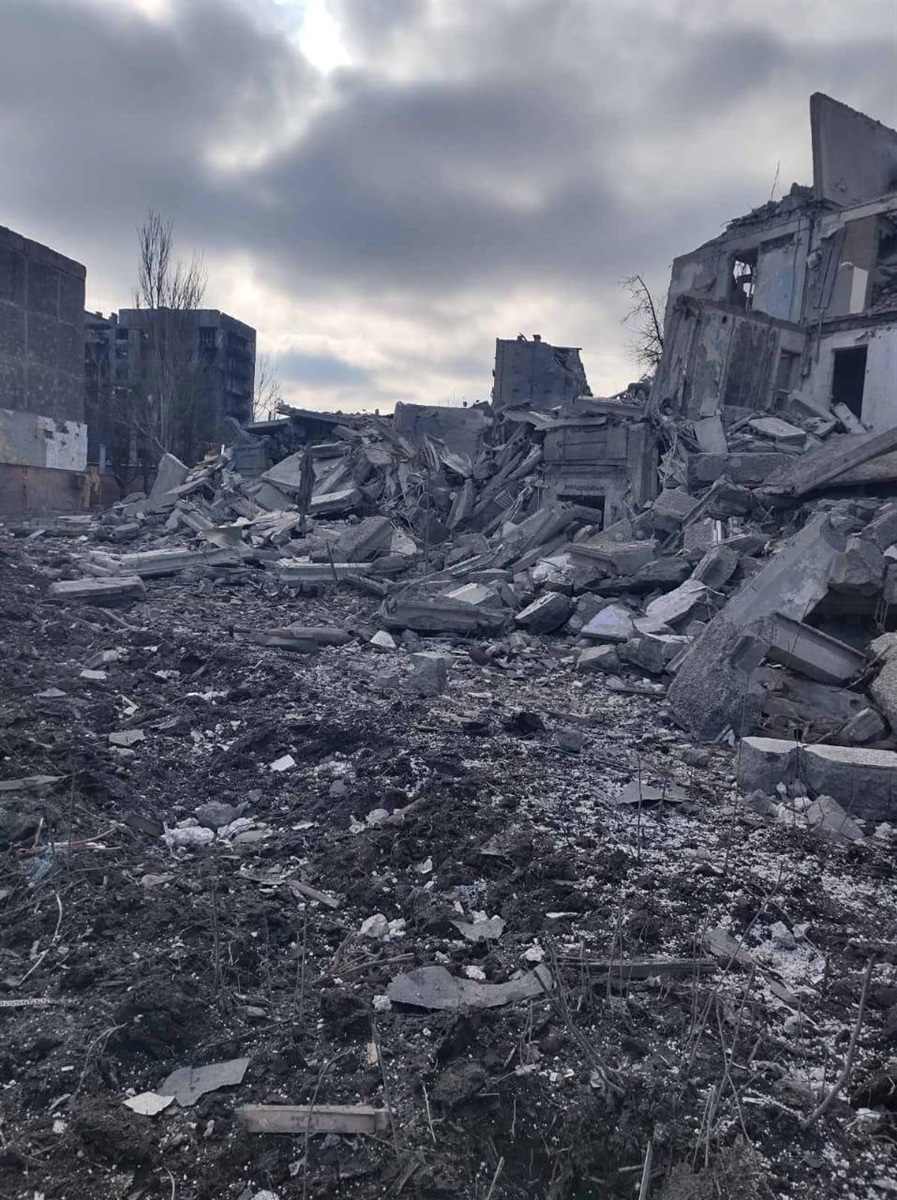 Армія РФ трьома ФАБами знищила три багатоповерхівки у Костянтинівці