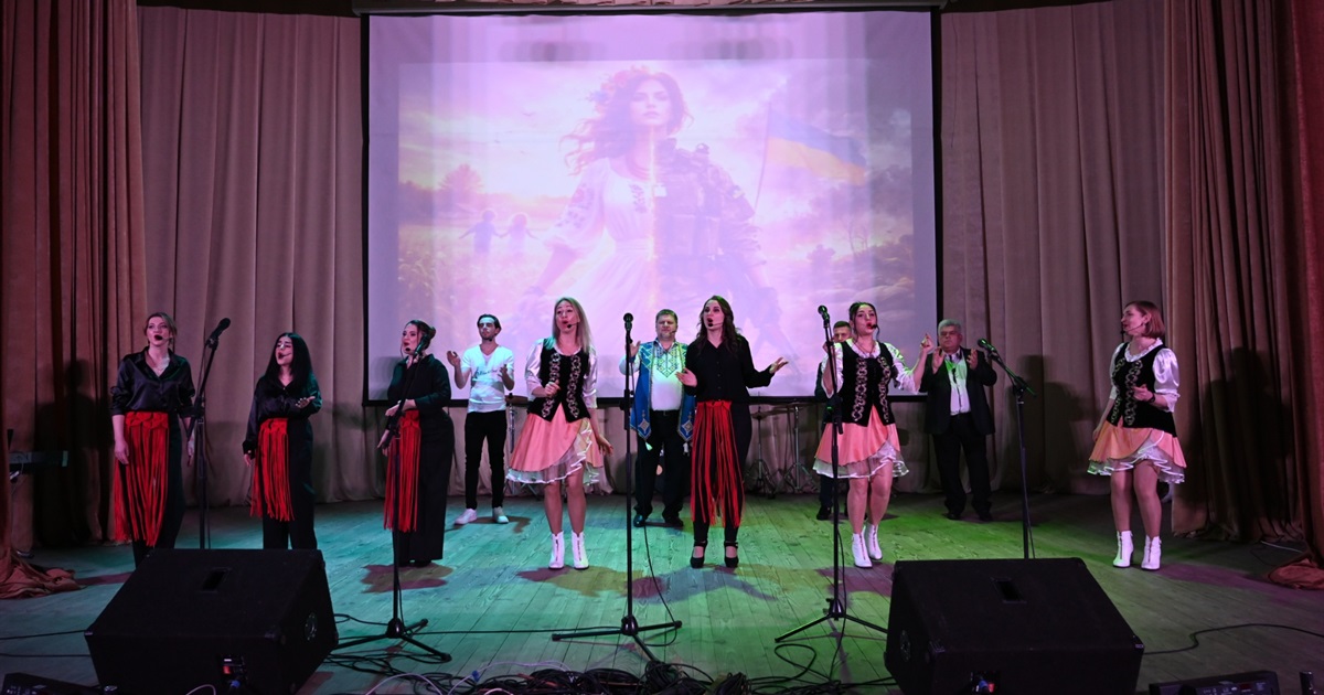 Благодійний концерт напередодні весни