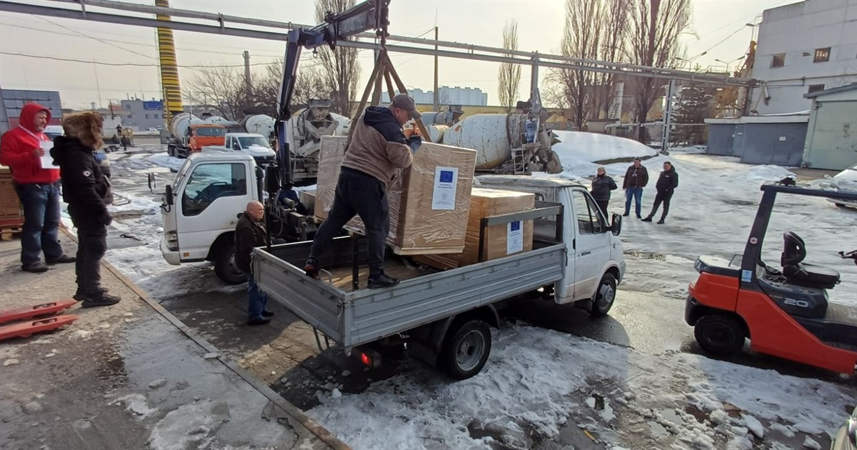 Переяславський центр надання соцпослуг отримав для стаціонарних відділень два генератори