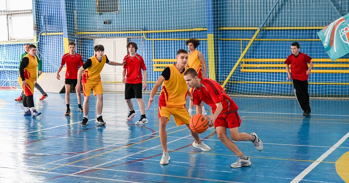 Сім годин боротьби: в Кагарлику визначили переможців районного турніру “Пліч-о-пліч” з баскетболу