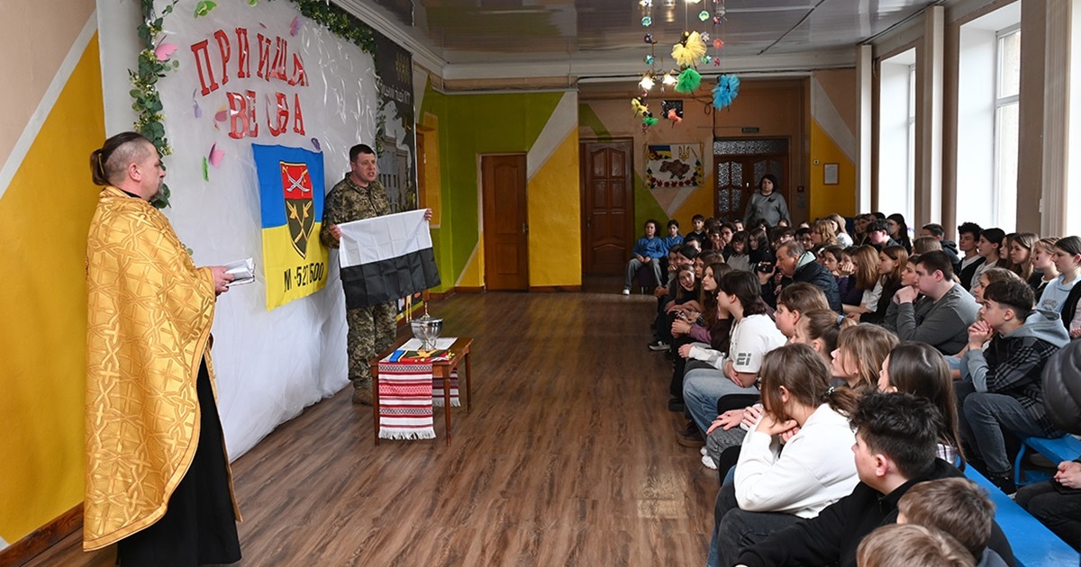 «Поки всі не повернуться»: Прапор Надії тепер є і в Кагарлику