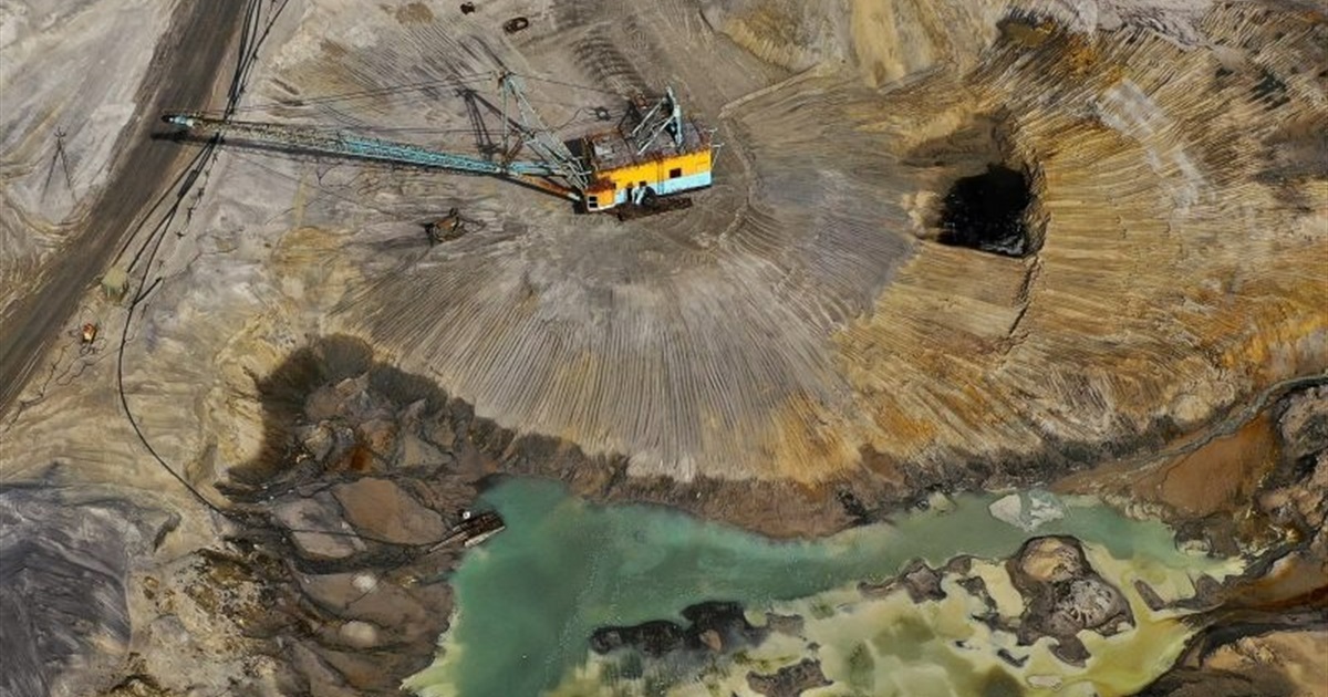 Росія продала золоте родовище на окупованій Луганщині за $9,7 млн. І вже пригнала екскаватори