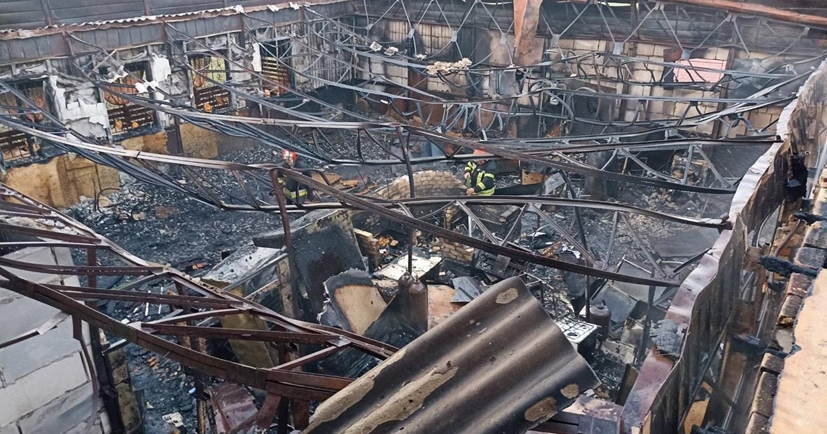 Пожежа в середмісті Кагарлика: вогонь знищив піцерію