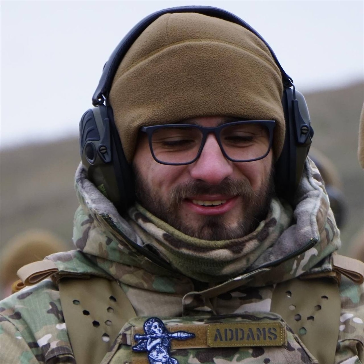 "Адамс"