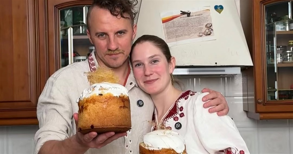 Українська паска по-італійськи. Сімейний рецепт з Євгена Клопотенка і його нареченої Катерини