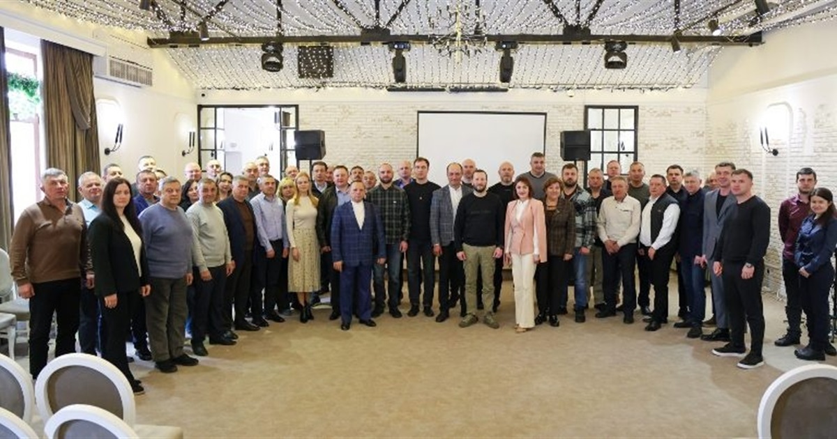 Міський голова Старокостянтинова взяв участь у виїзній нараді з розвитку громад області