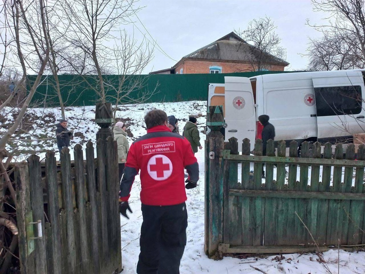 Допомога від Українського Червного Хреста. Ілюстративне фото