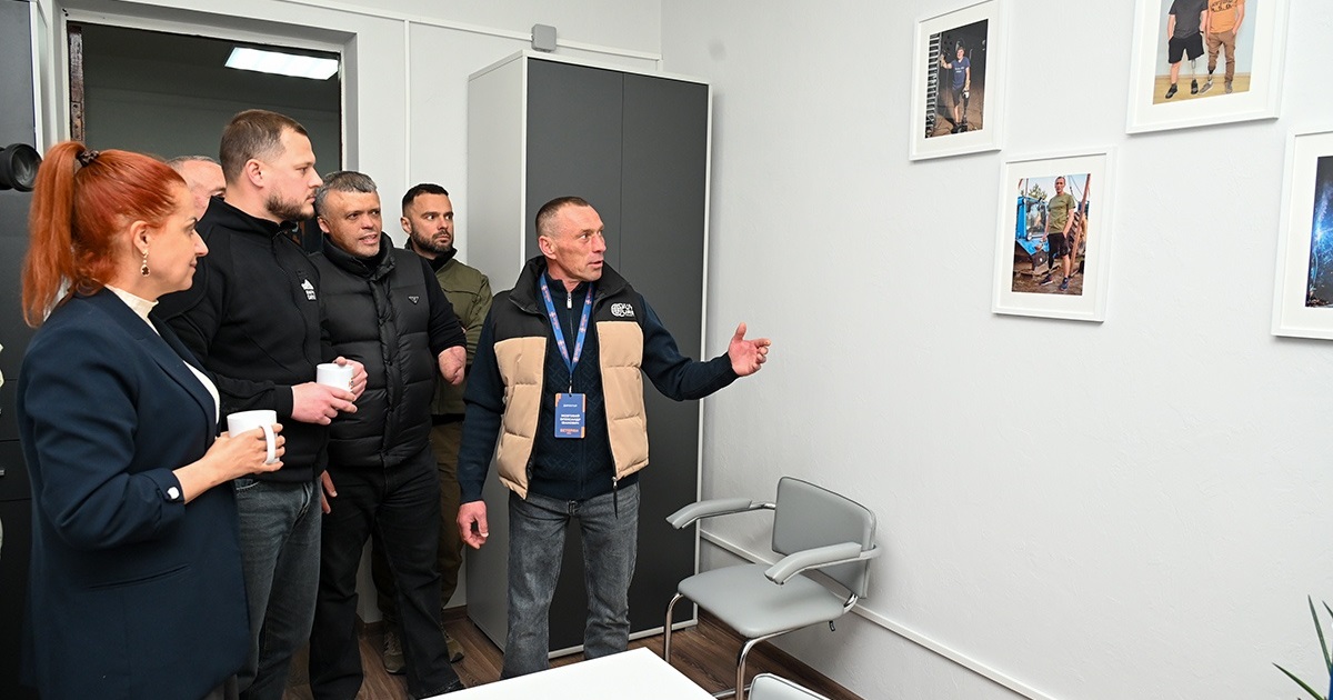 Підтримка ветеранів у Кагарлику: громаду відвідали очільниця Мінветеранів та голова Київської ОДА