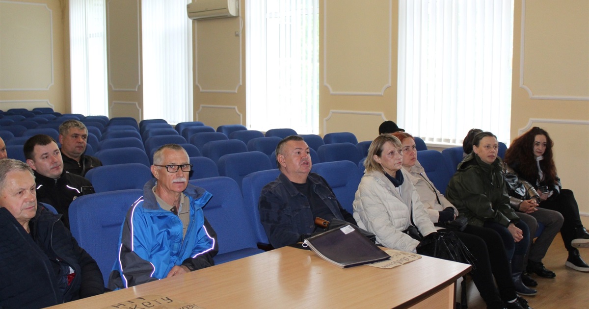 У Гадячі жителі багатоповерхівки влаштувам пікет через відключення газопостачання