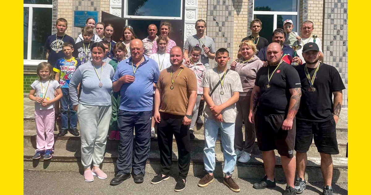У Буртах на Кагарличчині відбувся тенісний турнір пам’яті Героя Олександра Кучерявенка