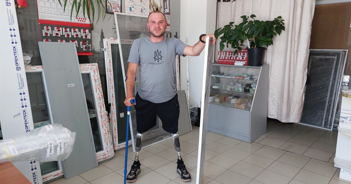 Ветеран Артем Єршов з Південноукраїнська на протезах відновлює власний бізнес та мріє грати у футбол