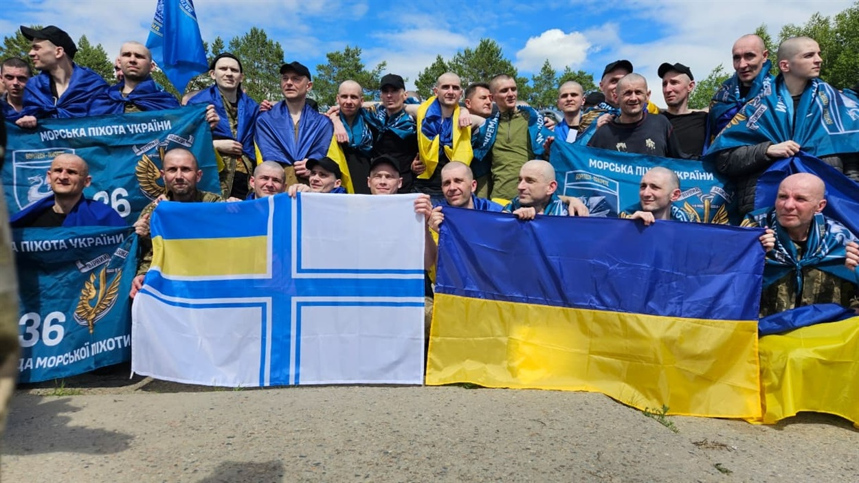 Серед звільнених з полону 115 захисників Маріуполя