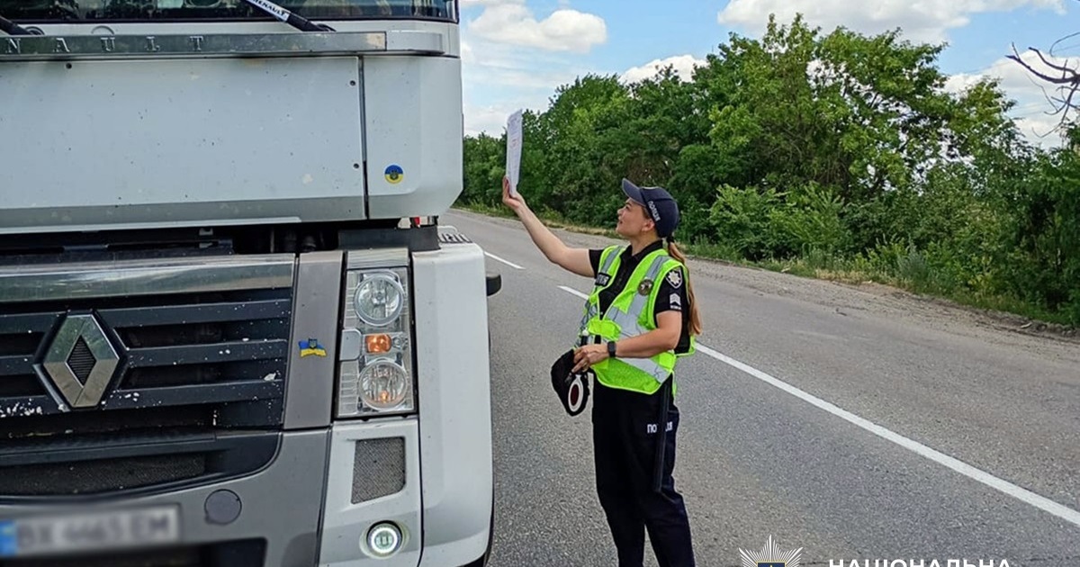 У спеку вантажівкам заборонять рух: на Миколаївщині запровадили нові обмеження