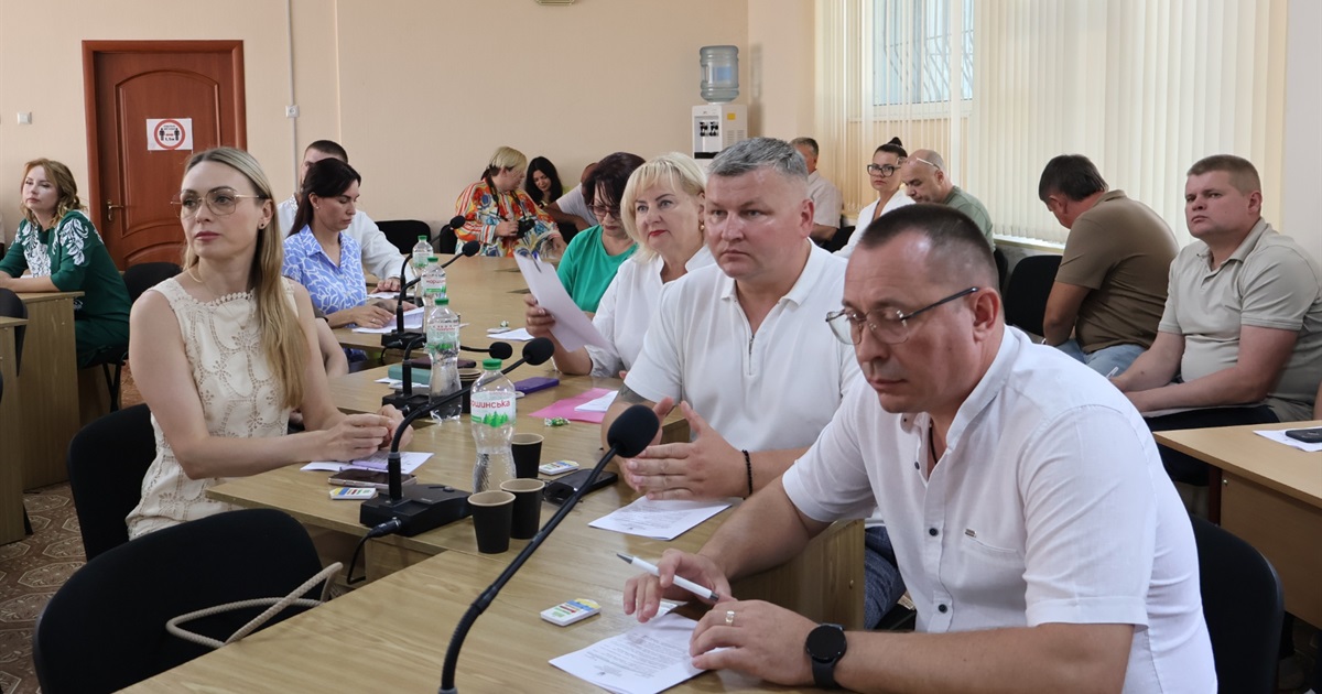 Позачергова сесія у Південноукраїнську: депутати підтримали два рішення із чотирьох