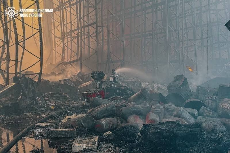 Росія знищила запаси гуманітарної допомоги
