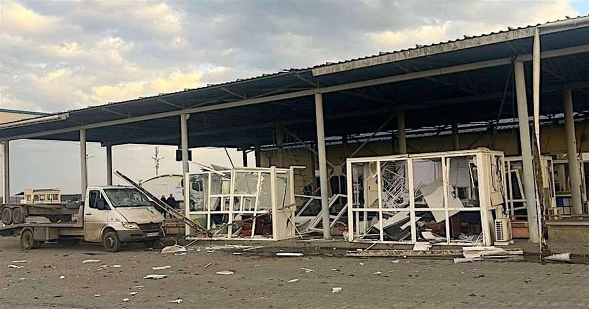 Пункт пропуску «Орлівка» призупинив роботу після атаки дронів: тривають відновлювальні роботи