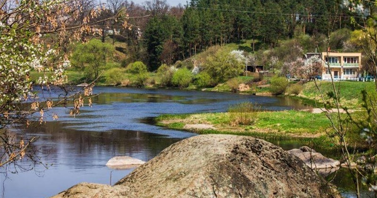 Купальний сезон: які результати досліджень води в місцях відпочинку у Звягелі