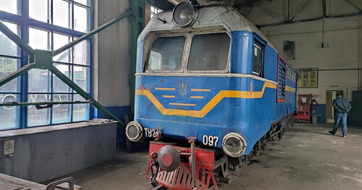 У Антонівку приїхали з комісійним об’їздом на «кукушку» представники Укрзалізниці