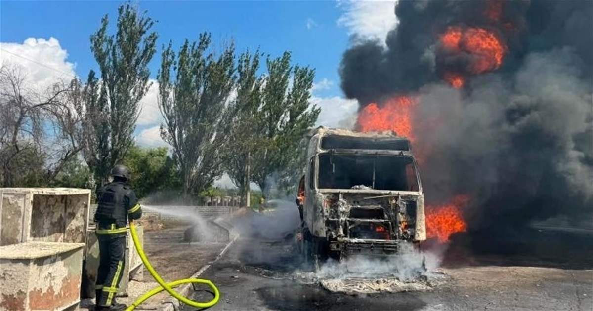 Росіяни отримали наказ посилити удари дронами по цивільних авто і транспорту у прифронті. Що відомо