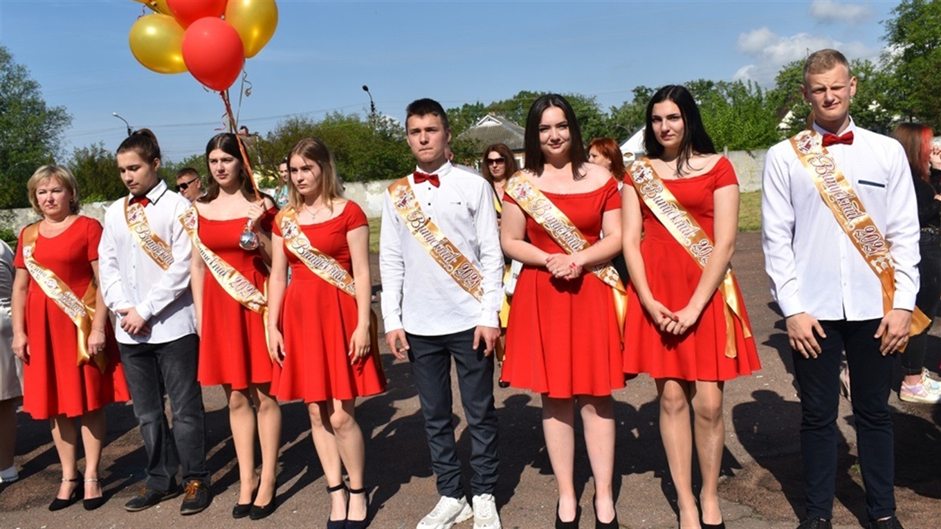 Свято останнього дзвоника у переяславській ЗОШ №5 відбулося в умовах карантину