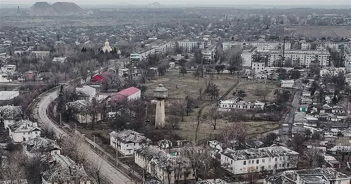 Мирноград з висоти. Морські піхотинці показали кадри зі зруйнованого міста – відео