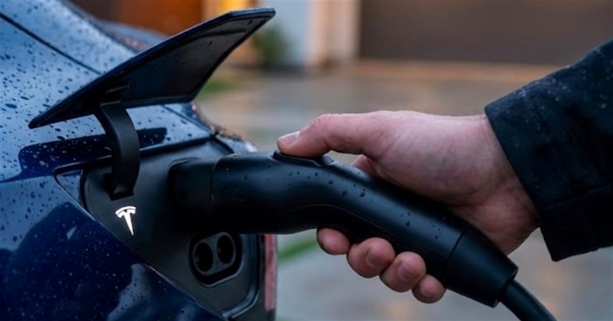 Американська мрія на українських вольтах: як жити з Tesla без Supercharger під боком