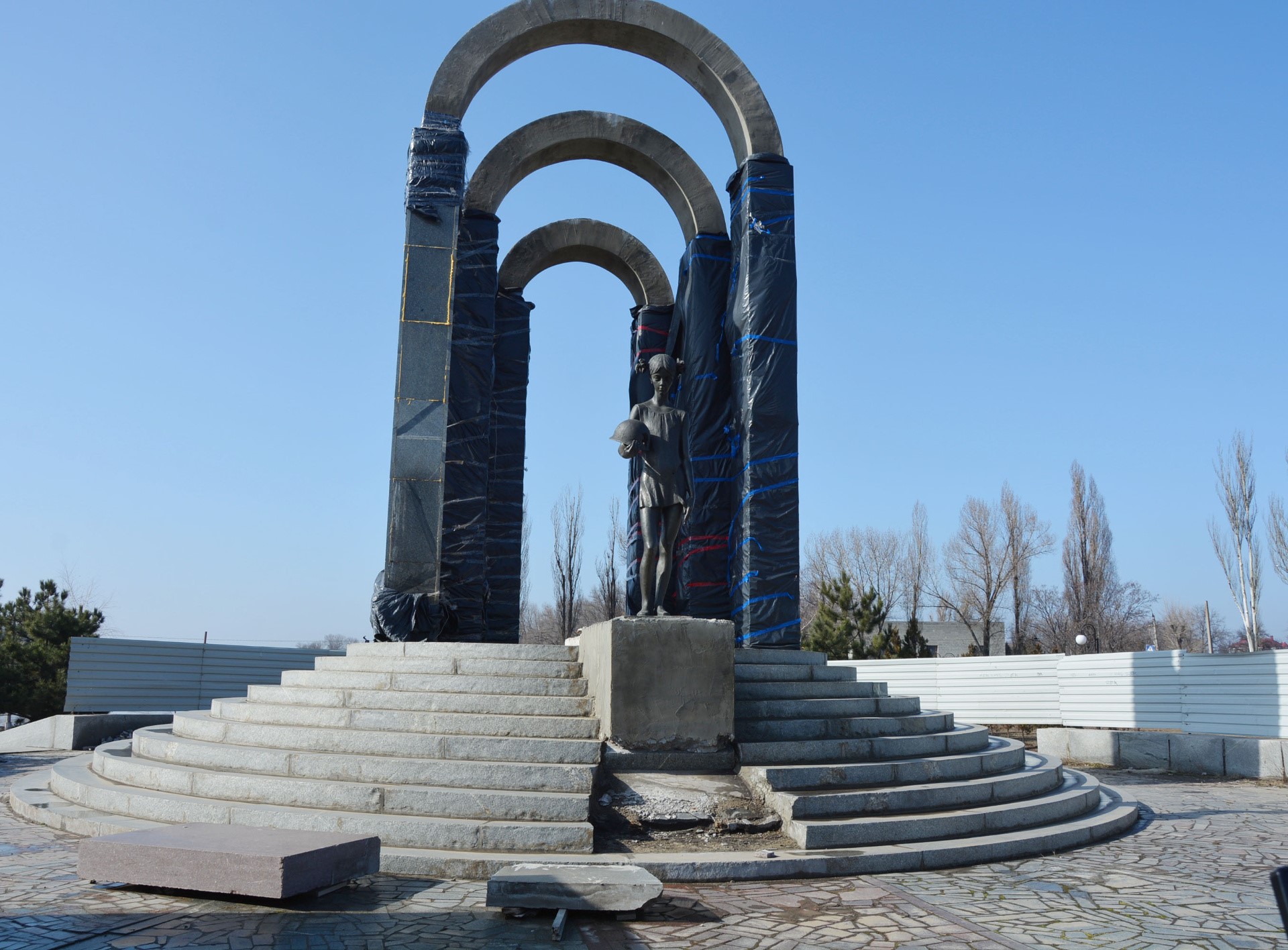 У червні відновляться роботи з реконструкції меморіального комплексу 