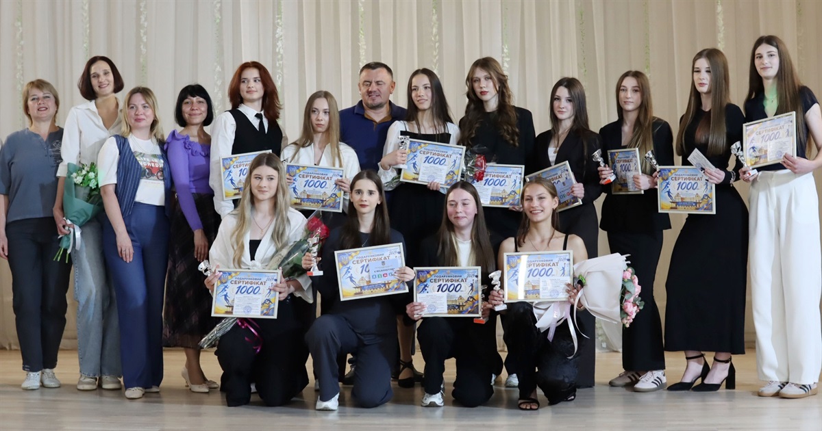 За спортивні досягнення – сертифікати на 1000 грн: у Жмеринській ДЮСШ відзначили випускників