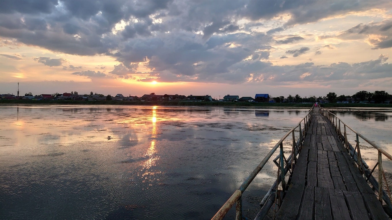 Погода в Рассейке: климат, температура воздуха и воды в море