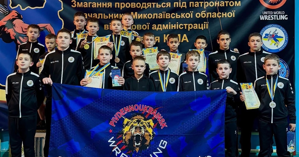 «Сніжинка-2024»: борці з Південноукраїнська вибороли 12 нагород на турнірі у Миколаєві