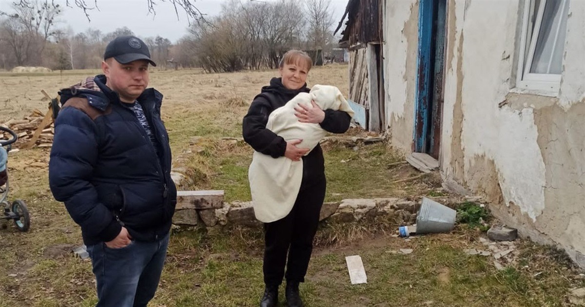 Кричущі випадки недогляду: поліція вилучила у двох матерів трьох малюків