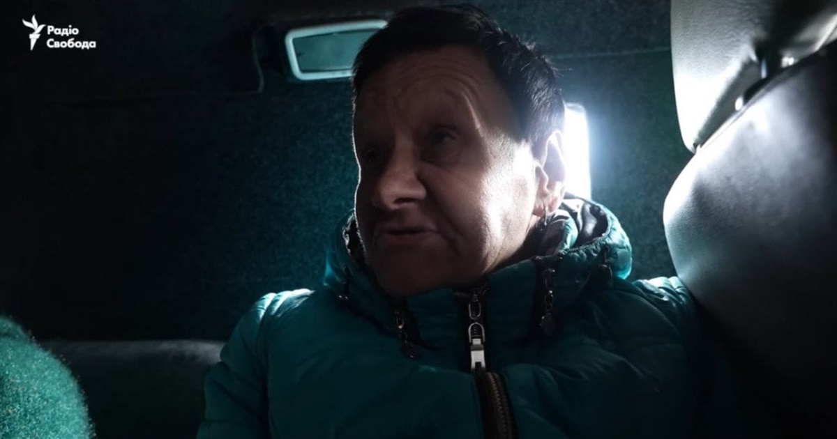 70-річна Ніна Петрівна три дні йшла під обстрілами. Здолала 22 км, щоб врятуватися з Мирнограда