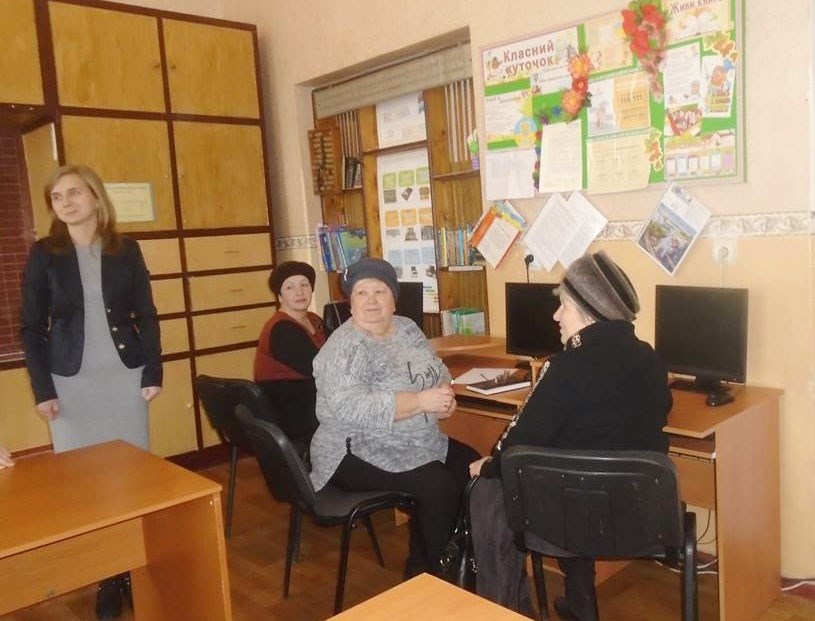Учні поважного віку залюбки освоюють комп’ютер