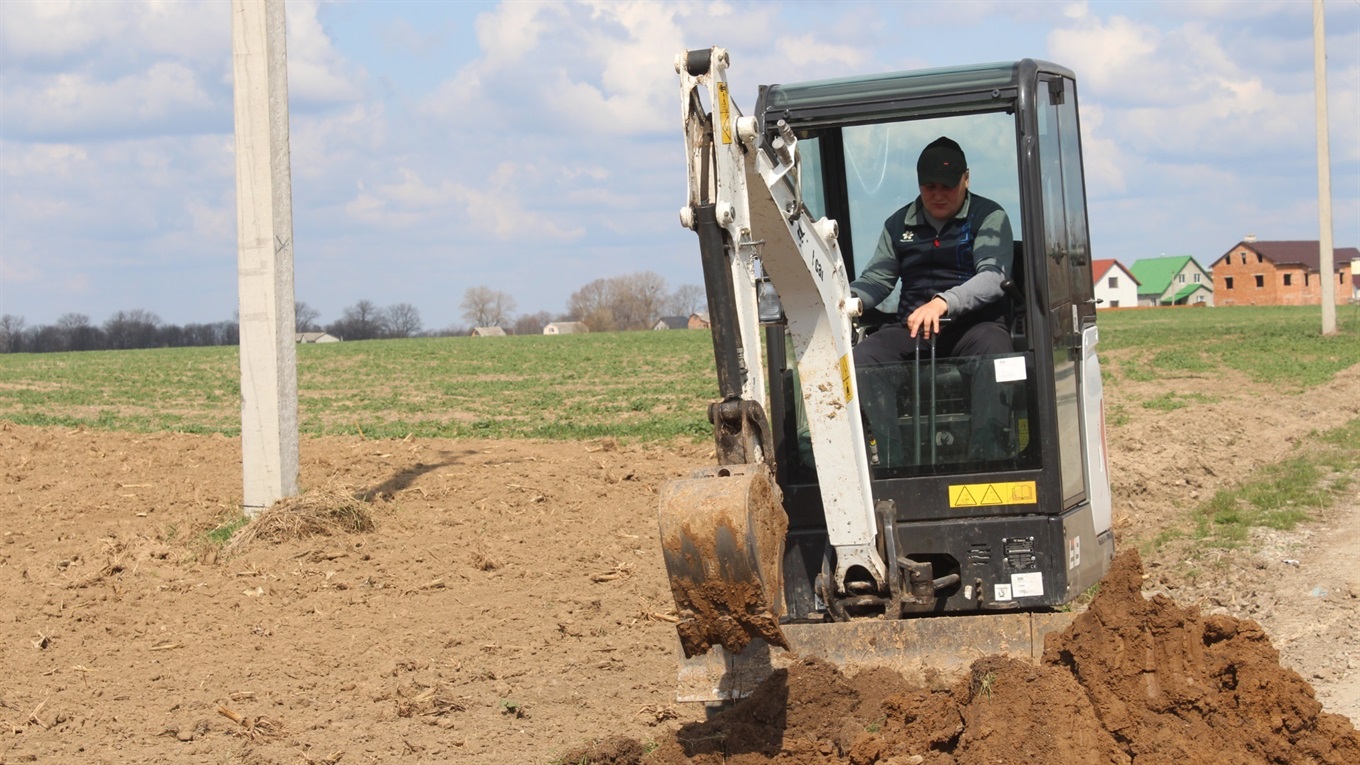 Вода буде. У Городоцькій ОТГ прокладають водогони