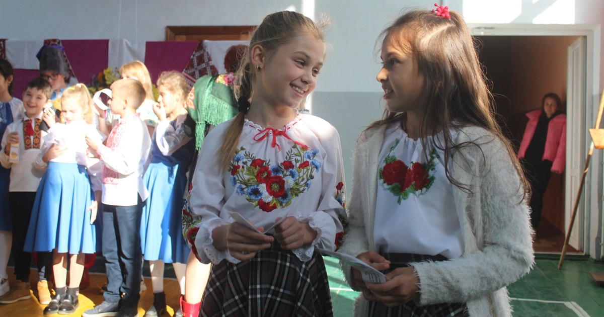 Козачат у Городоцькому ліцеї №1 побільшало. Посвідчення отримали ще 68 школярів