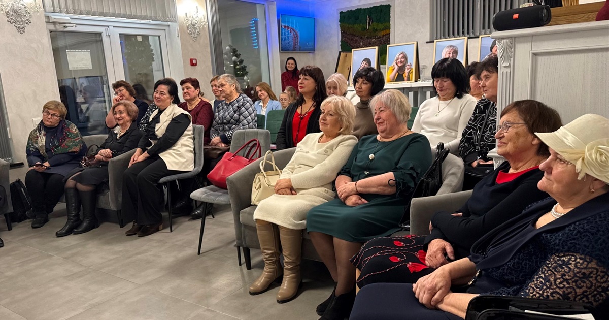 У Сарнах презентували фотовиставку «Розкішні досі»: яким був фінал проєкту «Жити, радіючи»