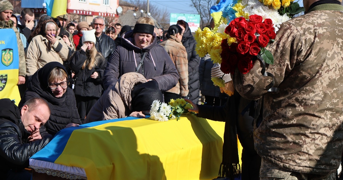 У Сарнах попрощалися з командиром взводу «Поліських вовків» Олександром Касацьким