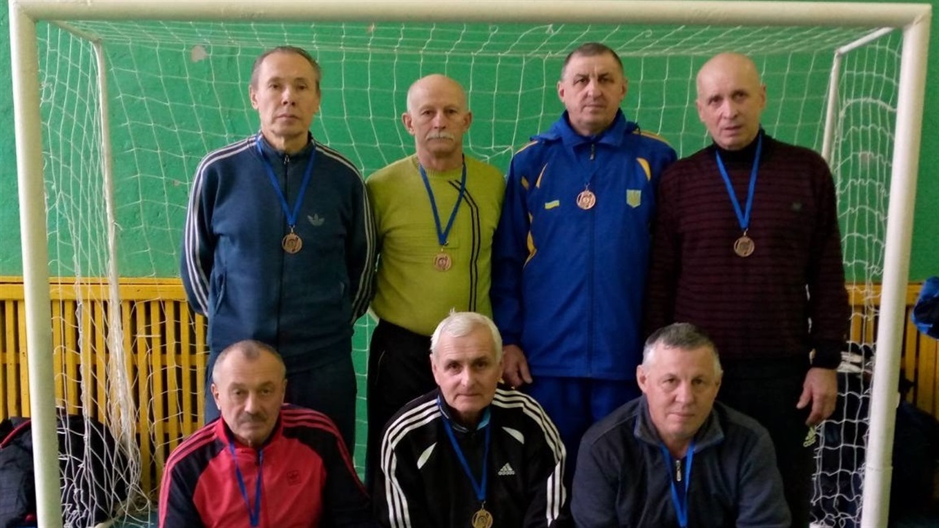 Ветерани футболу з Нижніх Сірогоз на турнірі в Запорізькі області увійшли в трійку лідерів