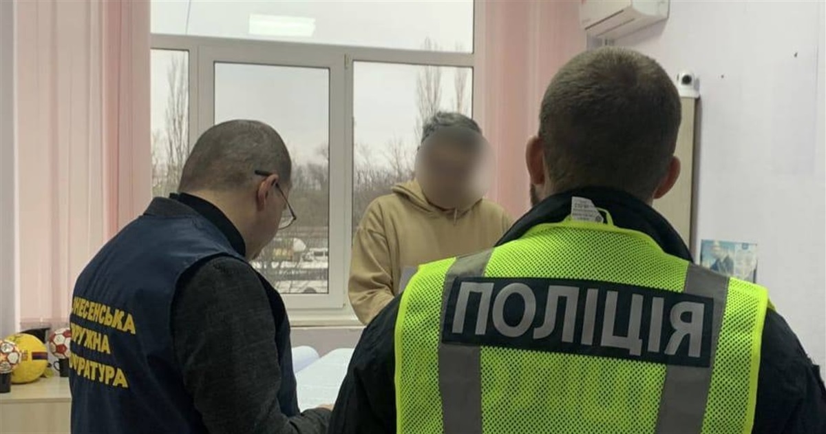 Бюджетні гроші на вулицях Бузького «освітлювали» чужу кишеню: підозра посадовцю у Південноукраїнську