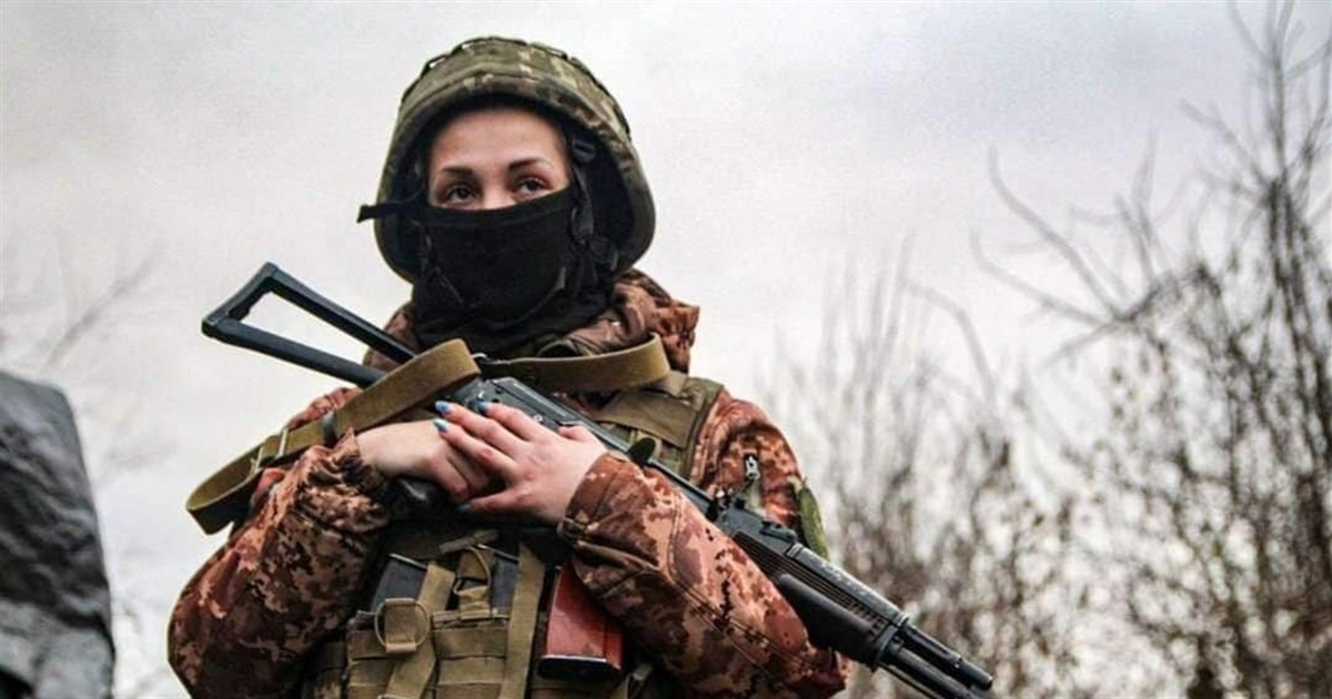Потрапила під артобстріл та вижила. Медикиня Віка з Луганська повернулася з полону та пішла на фронт