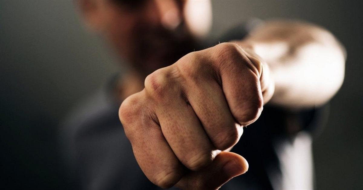 Бив ногами, руками та металевою палицею: звягелянин вбив знайомого через ревнощі