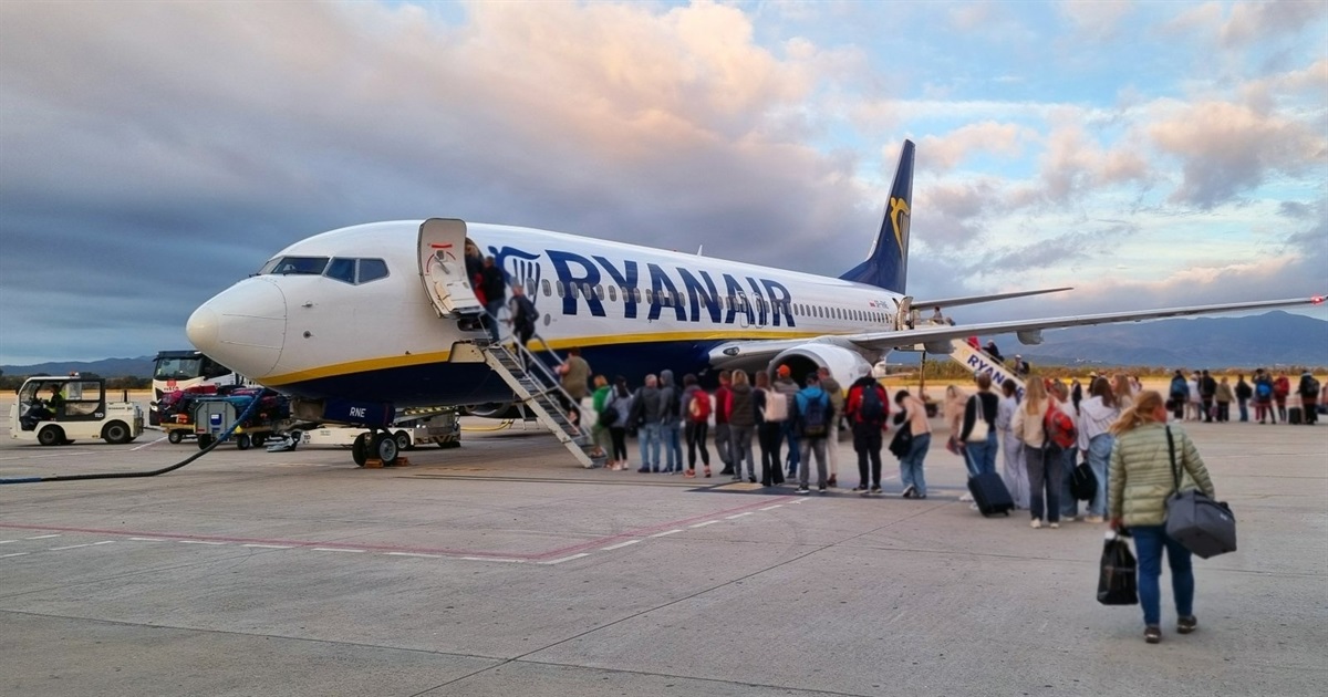 Ryanair не чекатиме пасажирів через черги в аеропортах. Що варто знати туристам