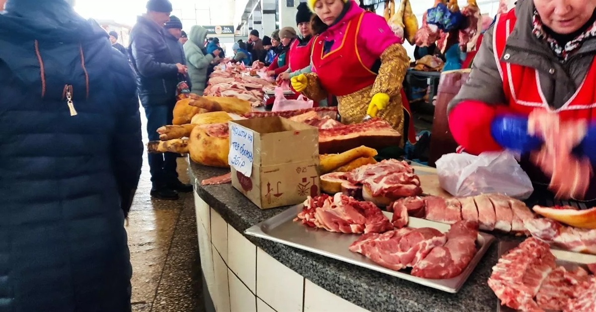 Ціни на ринку у Звягелі: телятина по 180-220 грн та сало від 230 до 270 грн
