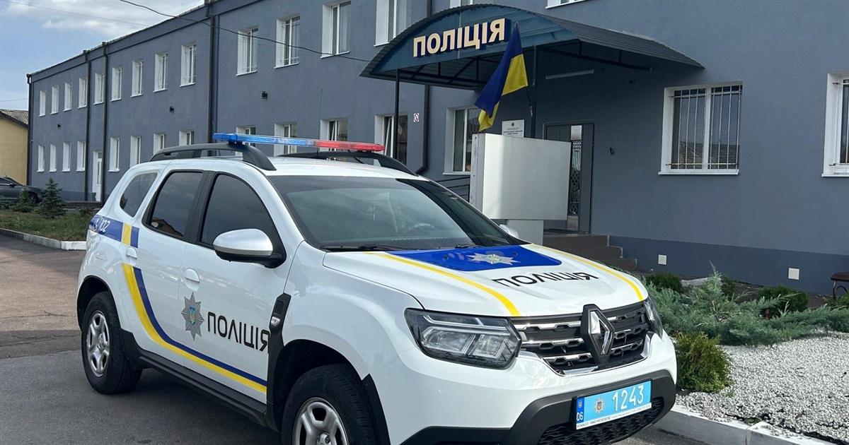 "П'яні" дзвінки на 102: понад 650 неправдивих викликів поліції на Звягельщині