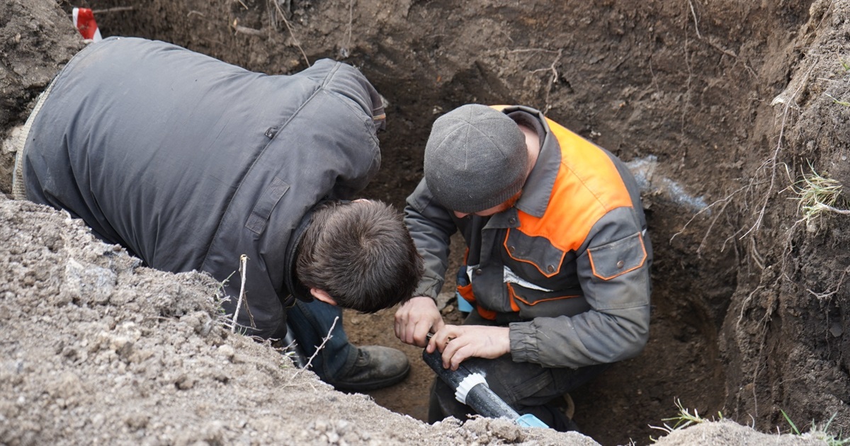 По трьох вулицях у Городку прокладають новий водогін. Коли ремонтні роботи будуть завершені