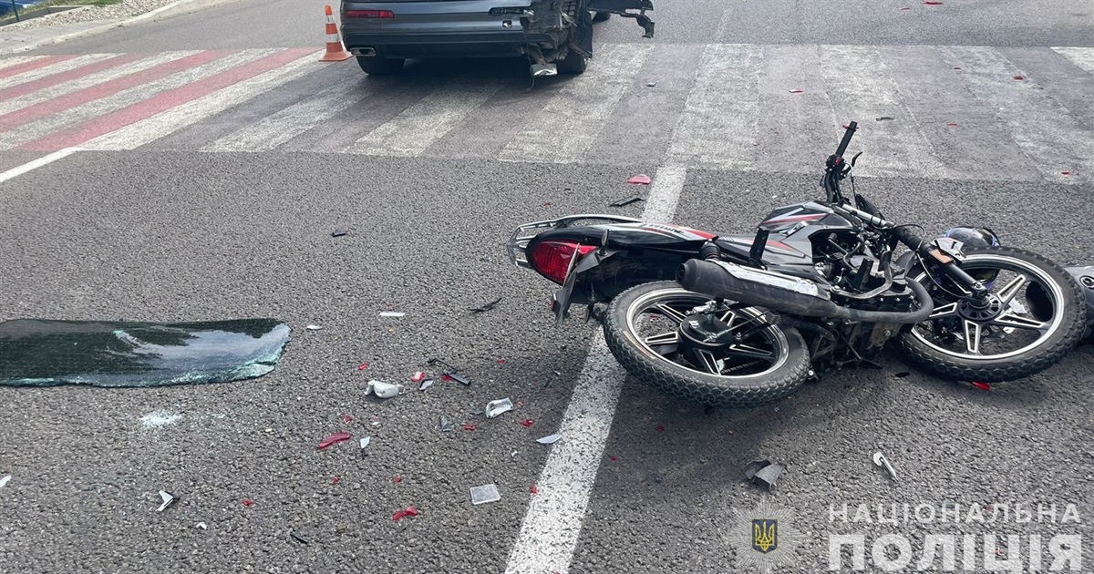 У Кіцмані поліцейські розслідують обставини ДТП, в якій травмувалися двоє буковинців
