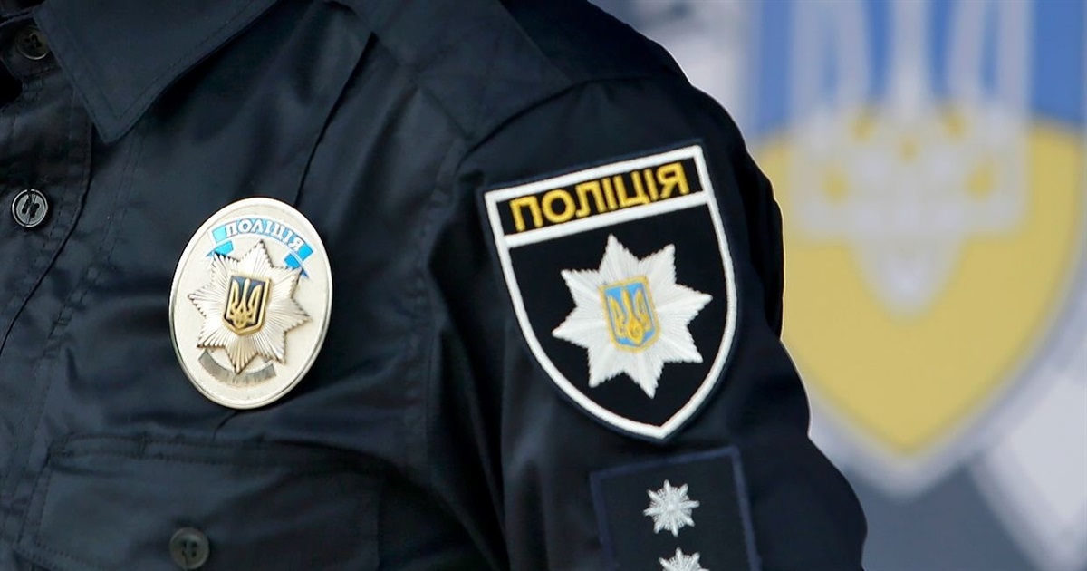23-річна дівчина викрала продукти з супермаркету, а 36-річний чоловік — бензопилу з підприємства