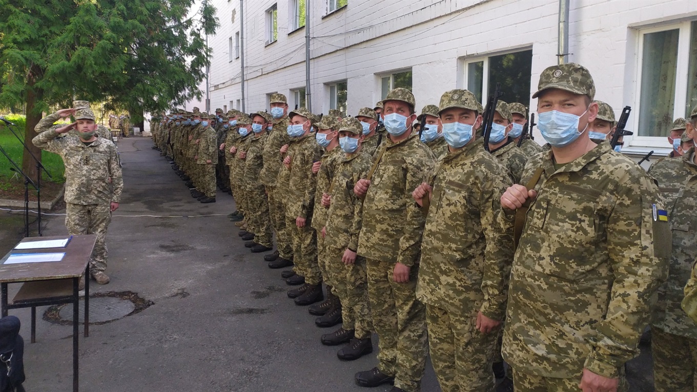 На Менщині розпочалися навчання батальйону територіальної оборони. Резервісти склали присягу